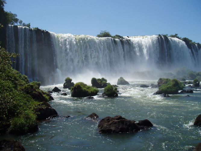 Foz do Iguaçu, Paraná, Brasil. Salomons Intérprete e Tradutora